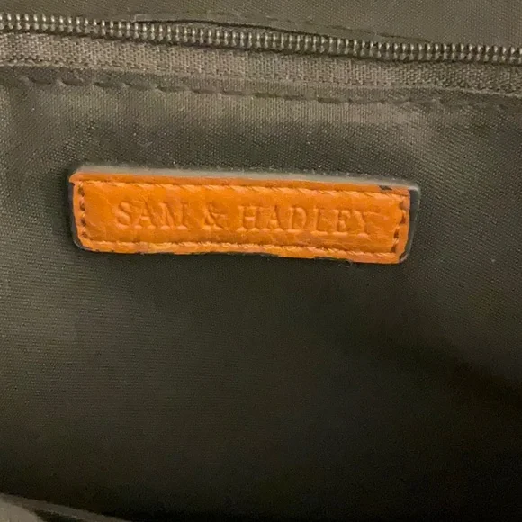 Sam & Hadley Crossbody Bag - Picture 5 of 5